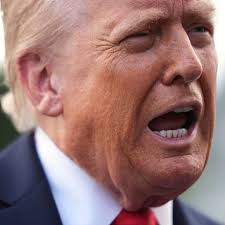 Trump's 'droopy' face at 9/11 event renews health concerns: 'What's wrong  with him?' | Hindustan Times