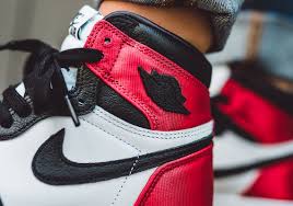 Jordan 1 Satin Black Toe Store List Sneakernews Com