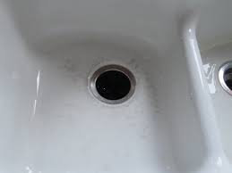 You will just need the right the first step to effectively deal with spilled paint on your sink is to know what kind of paint you're dealing while it's the most aggressive method and can potentially scratch the living daylight out of your sink. How To Clean A Porcelain Sink Serena Bakes Simply From Scratch