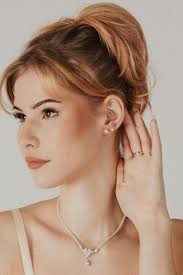 Rosalie silver-colored rhinestone necklace