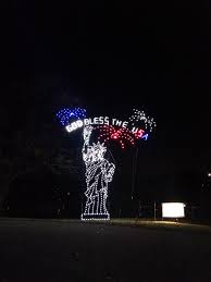The clintons and lynch all insisted that the short meeting was mostly social and didn't involve any discussion of the ongoing probe. Holiday Light Displays