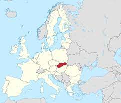 De hoofdstad en grootste stad van het land is bratislava. Slowakije Wegenwiki