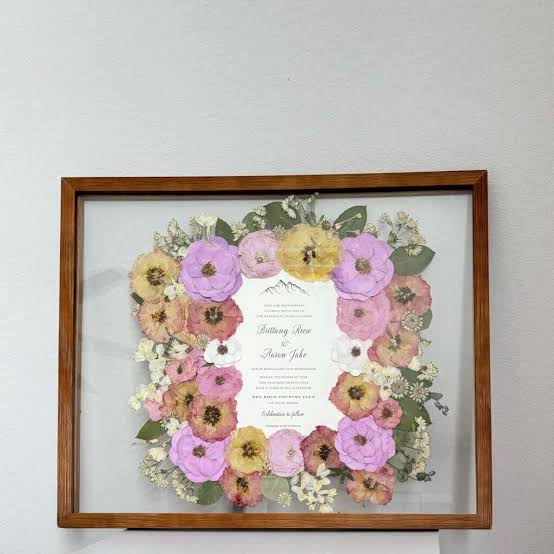 Preserve Bouquet: Pressed Bouquet & Framing Guide