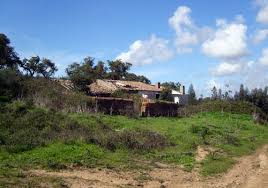 Mittel portugal (39) region nord (1) (€) 485000, ferragudo, algarve. Verfallene Altbauten Und Ruinen In Portugal Das Portugalforum
