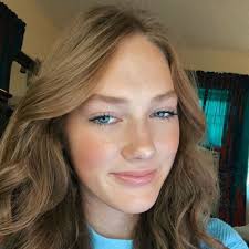 Tara Pruett's Instagram, Twitter & Facebook