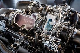 12 ноя 20114 432 просмотра. The New Amg 4 0 Litre V8 Biturbo Engine Powerful Innovative And Efficient Daimler Global Media Site