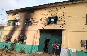 The owerri custodial centre in imo state has been attacked by unknown gunmen and forcefully released a total of 1,844 inmates in custody. Ld9vkc4mvnqdqm