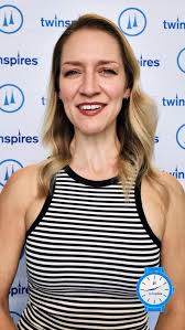 @ashleyand502 gets you ready for the BIG weekend at Old Hilltop for  #preakness weekend at Pimlico racecourse. #weekendwindup #twinspires