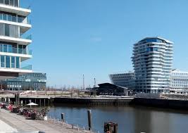 Unilever deutschland gmbh has 903 employees at this location and generates $1.60 billion in sales (usd). Shop Im Unileverhaus Unilever Haus Hamburg Reisebewertungen Tripadvisor