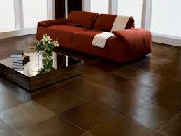 Mozek ruang tamu inspirasi dekorasi rumah jubin lat di atas lantai penutup jubin lantai dapur design rumah terkini warna mozek ruang tamu desainrumahid tips pemilihan jubin atau tiles untuk warna mozek ruang tamu desain. Jubin Di Lantai Ruang Tamu 46 Foto Bagaimana Memilih Jubin Lantai Seramik Di Dewan Penyelesaian Yang Indah Dalam Reka Bentuk Dalaman