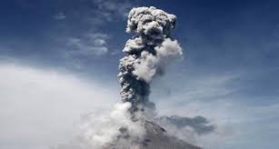 Gunung sinabung meletus, siswa sd panik. Kondisi Gunung Sinabung Pagi Ini Tenang
