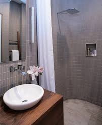 Discover the best small bathroom designs that will brighten up your space and make the whole room feel bigger! Designer Tips Masculine Bathroom Design
