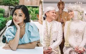 Terakhir ia mengupload video singkat dirinya tengah berada di stasiun. Nikita Willy Puji Citra Kirana Kaget Dan Terharu Rezky Aditya Nikah