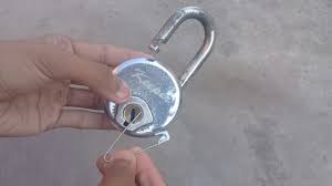 How to pick a lock with a bobby pin: How To Open Any Lock With A Safety Pin Youtube