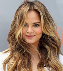 Coiffure visage rond cheveux mi long coiffure visage rond cheveux mi long. 1001 Idees Geniales De Coupe Et Coiffure Pour Visage Rond