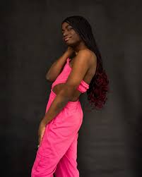 What a kind and beautiful soul! // // Model: @ve_ava Camera: Sony a7R II +  Samyang 45mm f/1.8 Creative Director: @billieharper_ // #nofilter  #noretouching #lianaportraits #studioportrait #daytonphotographers  #daytonphotographer #columbusmodels ...