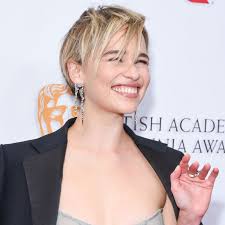 Not only do short hairstyles add volume to your strands, but the haircut is also so low maintenance, giving. 67 Cute Short Haircuts For Women 2020 Short Celebrity Hairstyles