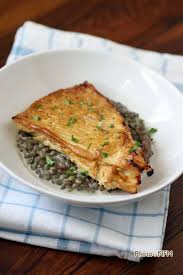 Prechauffer Votre Four A 240 Th 8 Faire Cuire Les Lentilles Dans 1 Litre Et Demi D Eau En Ajoutant Les Lardo Recettes De Cuisine Aile De Raie Cuisson Raie