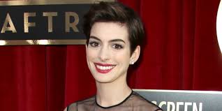 Anne Hathaway & Jennifer Lawrence Rock Red Lips at SAG Awards