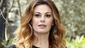 «ha ancora paura delle critiche ricevute dopo la gravidanza?» mi hanno accusato di essere ingrassata. Avete Mai Visto Dove Vive Vanessa Incontrada Stile Classico Foto