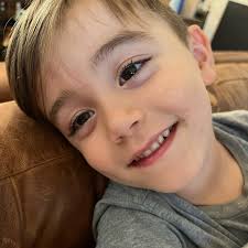 Lorena Stull DRE 02005618 添加了...