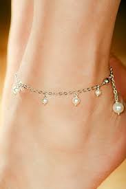 This Is A Beautifully Feminine Ankle Bracelet With Moroccan Pearls Makes A Beautiful Gift For That Someone Y Pearl Ankle Bracelet Ankle Jewelry Ankle Bracelets