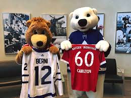 My job as mummy/wifey/friend is my no.1 priority, by day i am a #communications, #engagement and #publicaffairs specialist. When In Toronto With Berni Great To Fc Bayern Munich Facebook