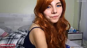 Sueño con una chica y se calienta conmigo - Pelirroja folla como loca -  XNXX.COM