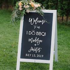 Get more stylish candle centerpiece ideas for your event. Backyard Rehearsal Dinner Ideas