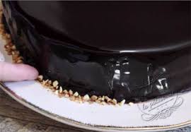 Glacage Miroir Ultra Brillant Au Chocolat Il Etait Une Fois La Patisserie