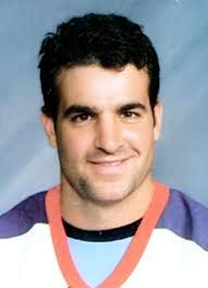 Player photos for the 1988-89 Milwaukee Admirals at hockeydb.com