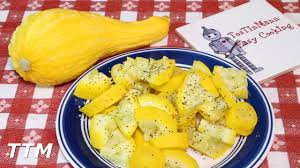 When we moved away from the south we had to learn how as they are not readily available everywhere. How To Cook Summer Squash Healthy Steamed Yellow Crookneck Squash Youtube