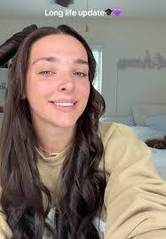 Kendall Jensen's Instagram, Twitter & Facebook