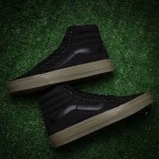 Black And Gold Vans High Tops Vans Ski Hi Classic Black With Gold Sole Vs5271694 All Black Sneakers Black Sneaker Sneakers