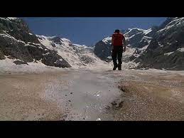 Von saharastaub getrübter himmel, hier in der schweiz. Schweizer Gletscher An Saharastaub Erkrankt Youtube