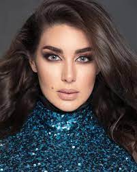 لنس مي اللون سكاي بلو بعيون الوجه الاعلامي لعدسات لنس مي الفنانه المميزه ياسمين صبري yasmine sabri ميك ا beautiful face beautiful women faces beauty full girl