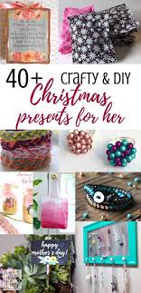 Assorted tea gift collection is an amazing gift option for moms particular when your mother is a tea connoisseur. 40 Easy Handmade Diy Christmas Gifts For Moms Other Women Feels Like Home