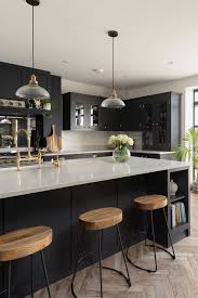 A Luxury Kitchen Should Always Have Space For An Island In The Centre Of The Roo Centre Island Kitchen Lu In 2020 Luxury Kitchen Luxury Kitchens Kitchen Interior