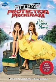 În această comedie de aventuri, adolescenta carter mason (selena gomez), o tânără de provincie, şi rosalinda marie montoya fiore (demi lovato) , prinţesa adolescentă a paradisului fictiv costa luna. Princess Protection Program Programul De ProtecÈ›ie Al PrinÈ›eselor 2009 Film Cinemagia Ro