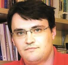 Deputatul usr cristian ghinea a postat pe facebook o fotografie cu o persoană aflată la pământ și încadrată de 2 jandarmi, despre care susține că este colegul său de la usr sector 1, anton cupcea. Cristian Ghinea Usr Plus Despre Temele Cele Mai Dificile Ale DiscuÈ›iilor Programul De Guvernare Poate Fi Gata In Cateva Zile FavoriÈ›ii Ministerelor Cursdeguvernare Ro Cursdeguvernare Ro