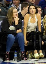 Finally, the model and tv personality kendall jenner spoke up about her dating and being in the ben simmons and kendall jenner are on a break. Kendall Jenner Ben Simmons Attend Drexel Basketball Game Together