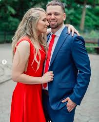 Kariera sportowca nie trwa wiecznie. Corka Tomasza Adamka Zmienila Sie Nie Do Poznania Mala Roksana Wyrosla Na Piekna Kobiete Foto Zestadionu