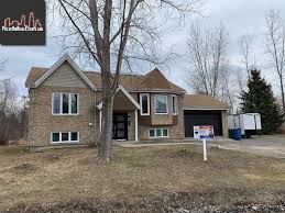 La petite histoire (see below for the english translation). 670 Rue Pompei Mascouche Quebec J7k3c2 Canada House Detached Real Estate Property For Sale Pulseonrealestate Com