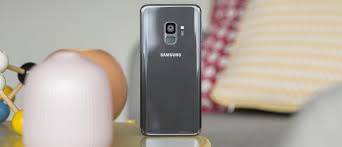 Doing so should take you to a white screen, accompanied by a clearly audible dial tone. Samsung Galaxy S9 Review Lab Tests Display Battery Life Loudspeaker Audio Quality