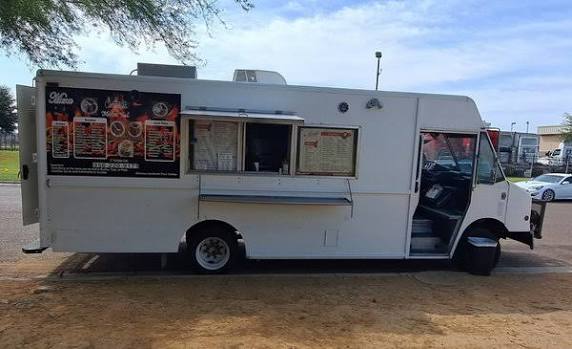 La Conquista Mexican Food Truck — Taco restaurant food truck in Laredo, Texas