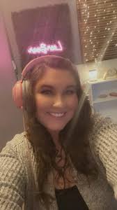 What's up yall I'm live