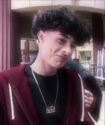 Edgar Rey's Instagram, Twitter & Facebook