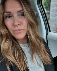 EVERYTHING ELIZABETH