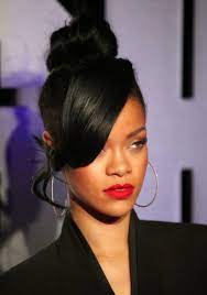 10 Incomparable Women Hairstyles Half Up Ideas Rihanna Hairstyles Womens Hairstyles Medium Hair Styles