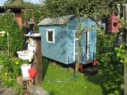 Bauwagen, zirkuswagen oder container für gartengrundstück gesucht. Pin Auf Gartenhaus